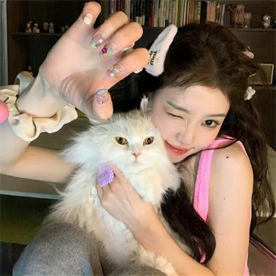 她和她的她